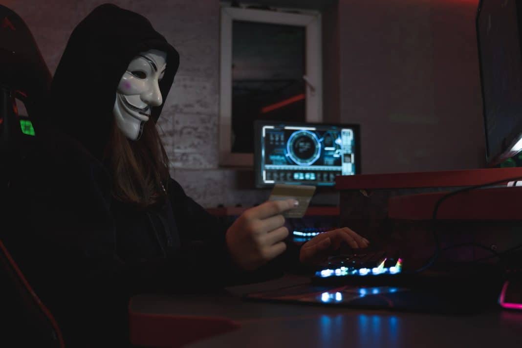 The Dark Side of Technology: Cybersecurity Threats to Avoid